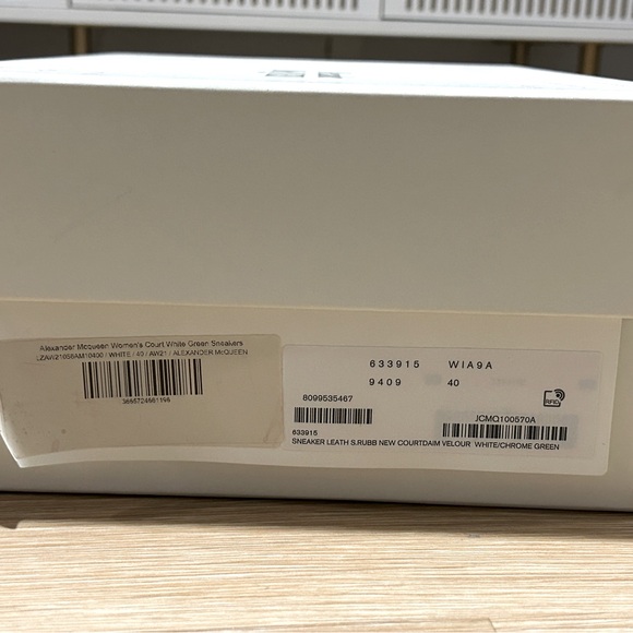 Alexander McQueen Green Trainer Sneakers *Brand New* - Picture 7 of 9